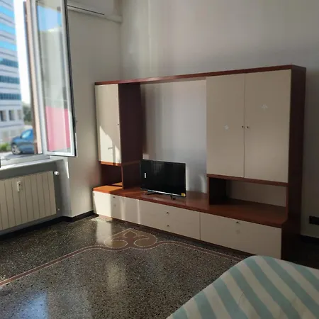 דירה Ferry House Con Posto Auto Privato ג'נובה