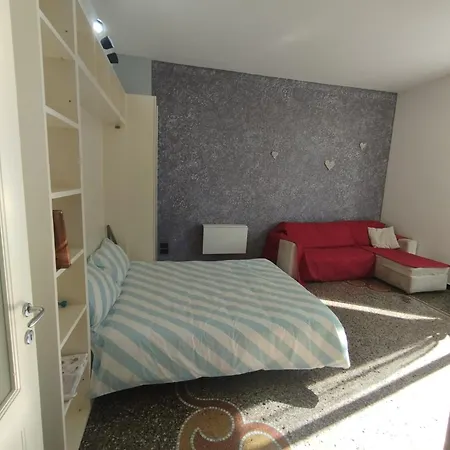 Ferry House Con Posto Auto Privato Apartment *