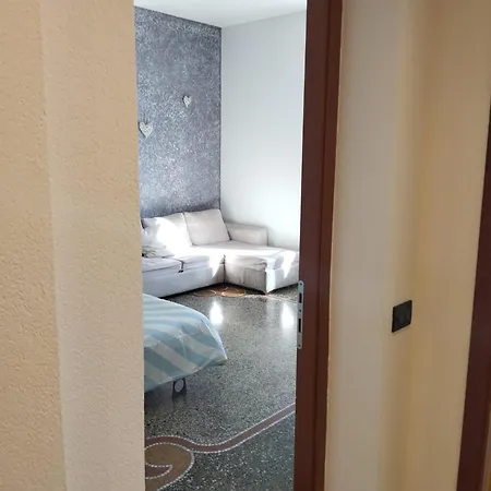 Ferry House Con Posto Auto Privato * Genoa