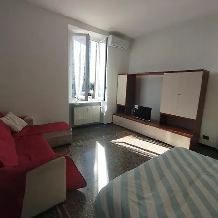 Ferry House Con Posto Auto Privato Genoa