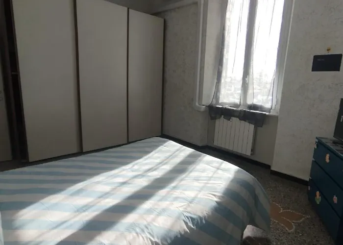 Ferry House Con Posto Auto Privato アパート ジェノヴァ