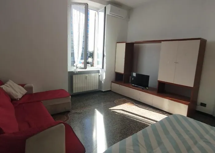 Ferry House Con Posto Auto Privato ジェノヴァ