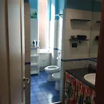 Ferry House Con Posto Auto Privato Lägenhet *
